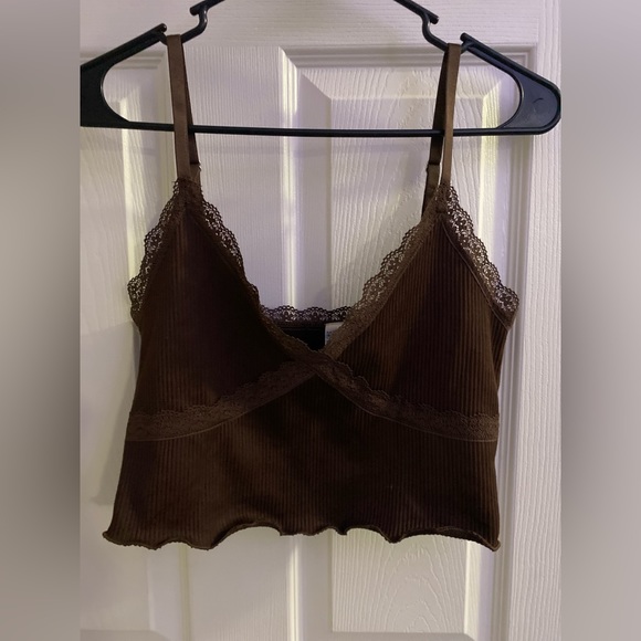 brown ribbed cropped tank top with bralette style lacing - Picture 3 of 3